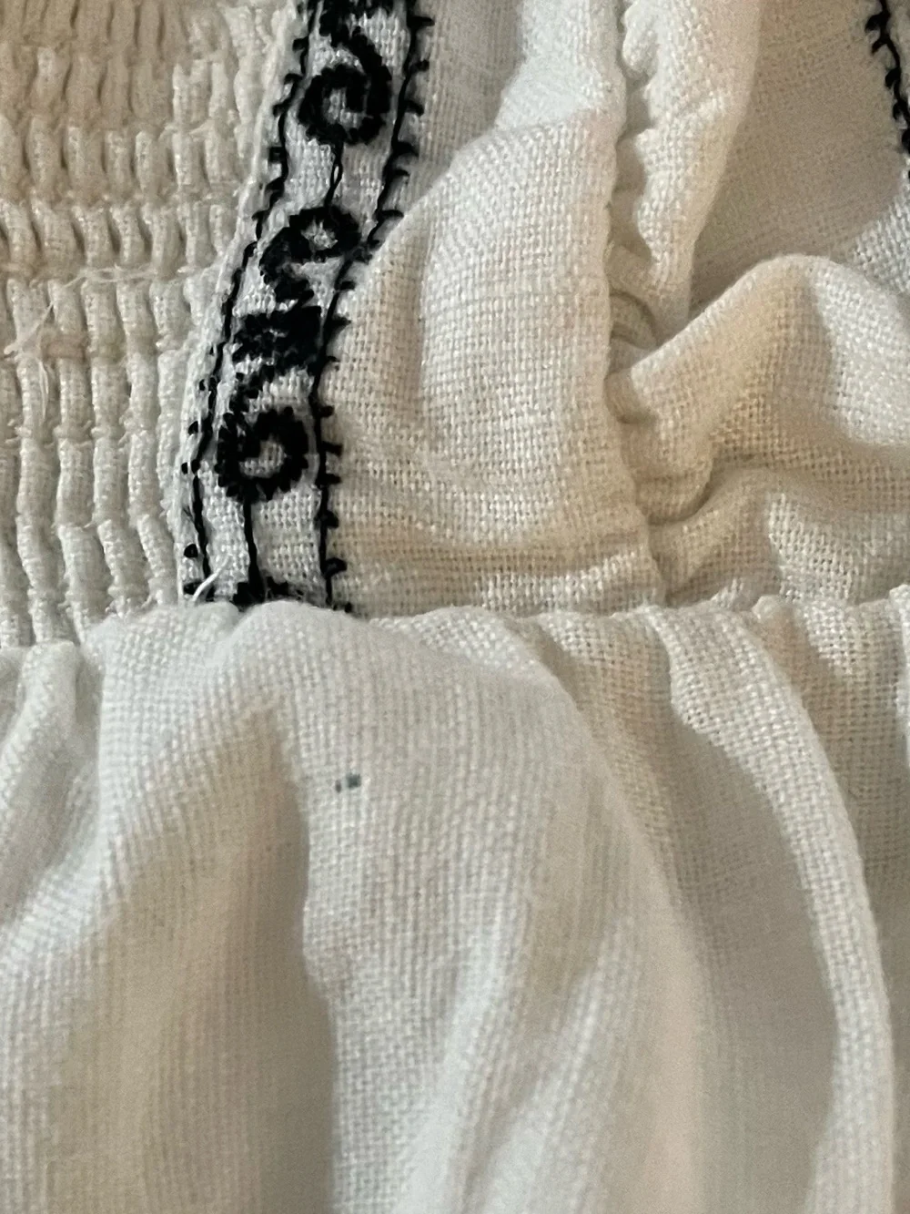 Old Navy lightweight white